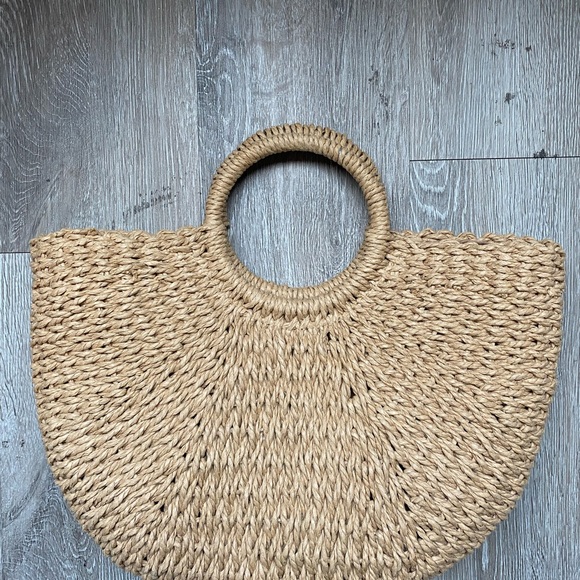 Natural Woven Straw Tote Bag - Picture 1 of 2